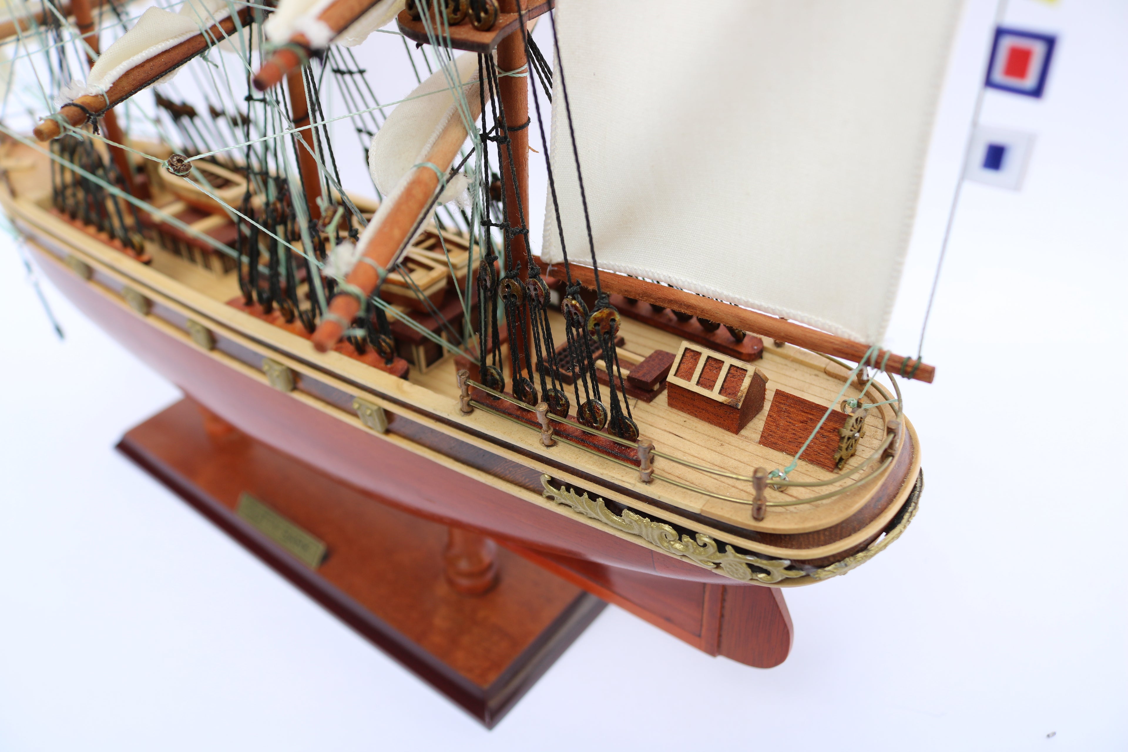 Cutty Sark — Painted Tall Ship Model