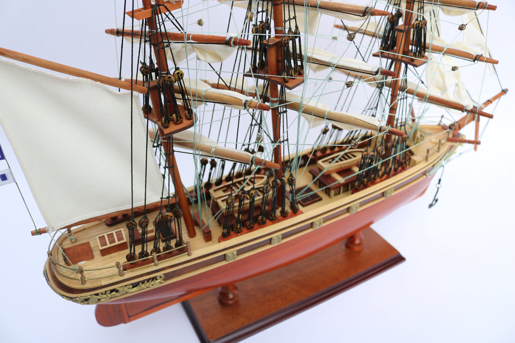 Cutty Sark — Painted Tall Ship Model