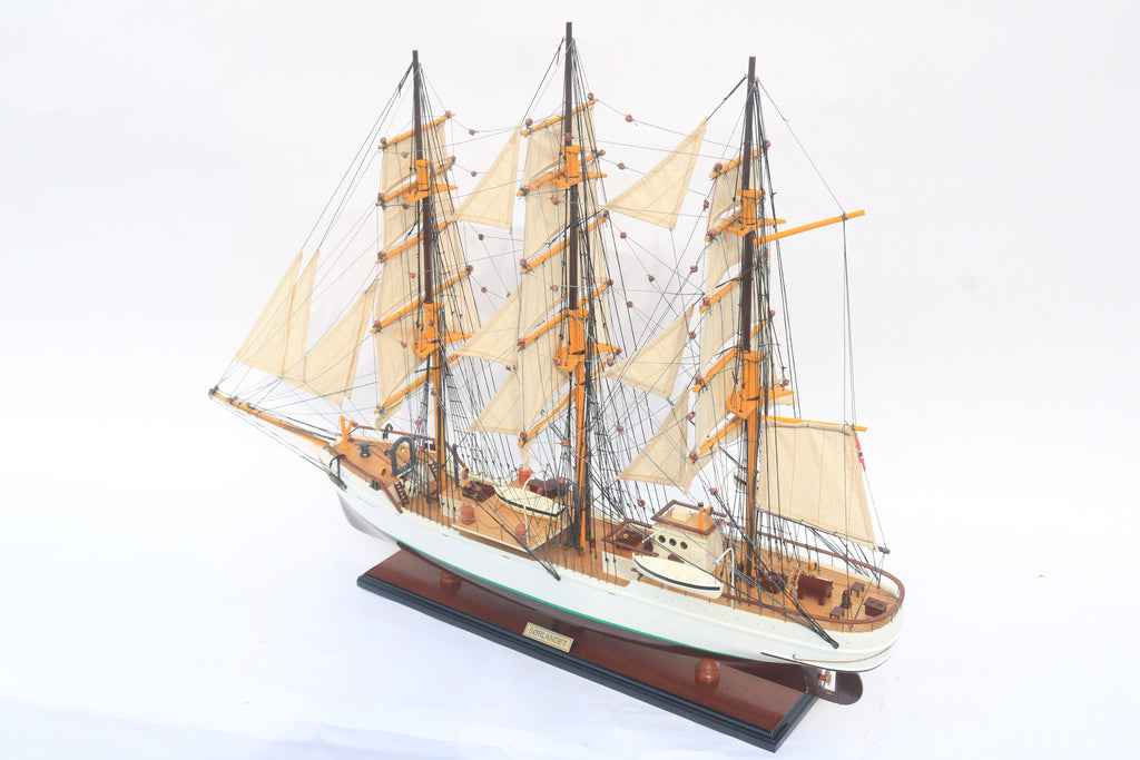 Sørlandet — Norwegian Training Ship | World's Oldest