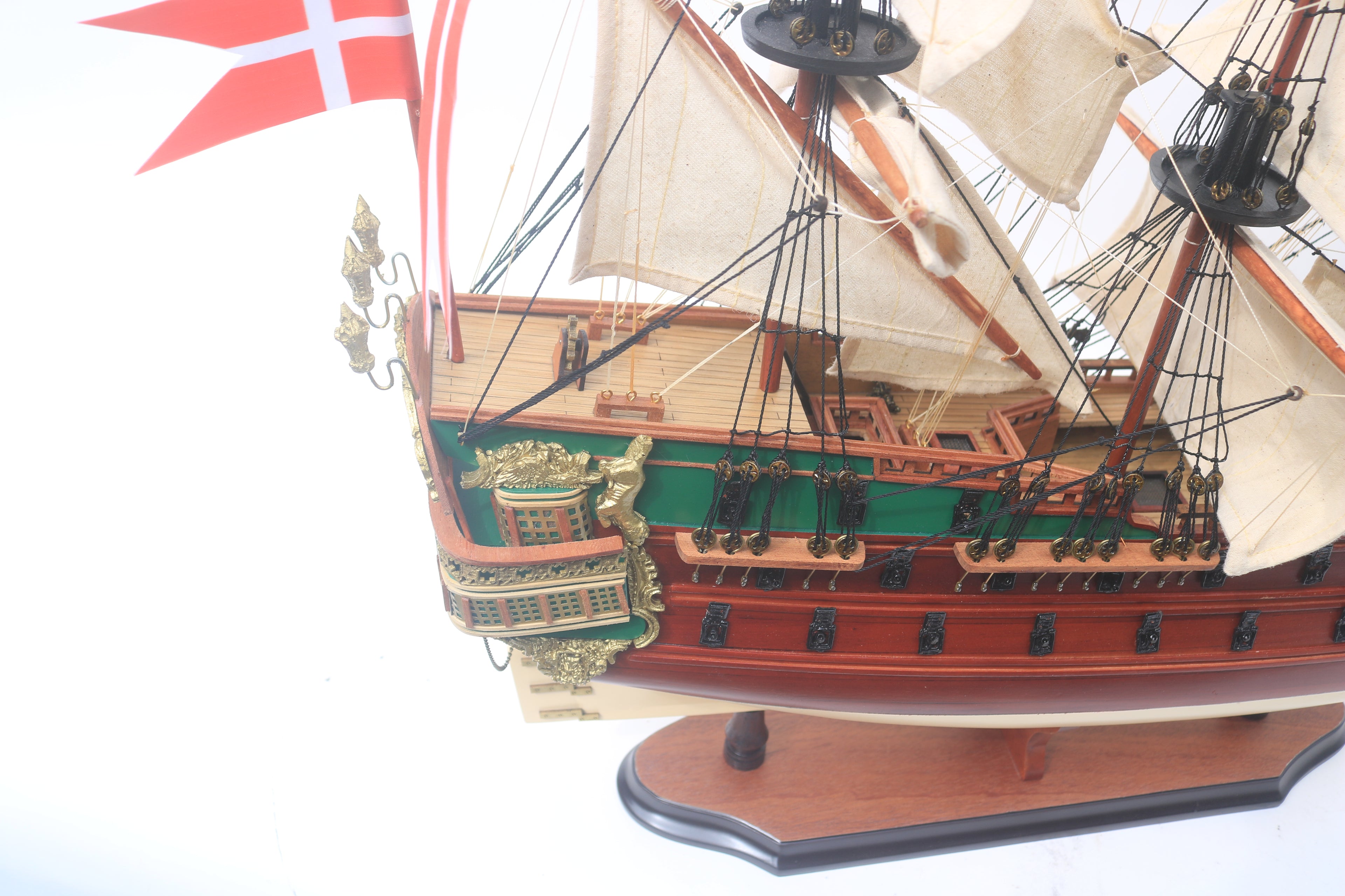 Norske Love — Danish Royal Warship