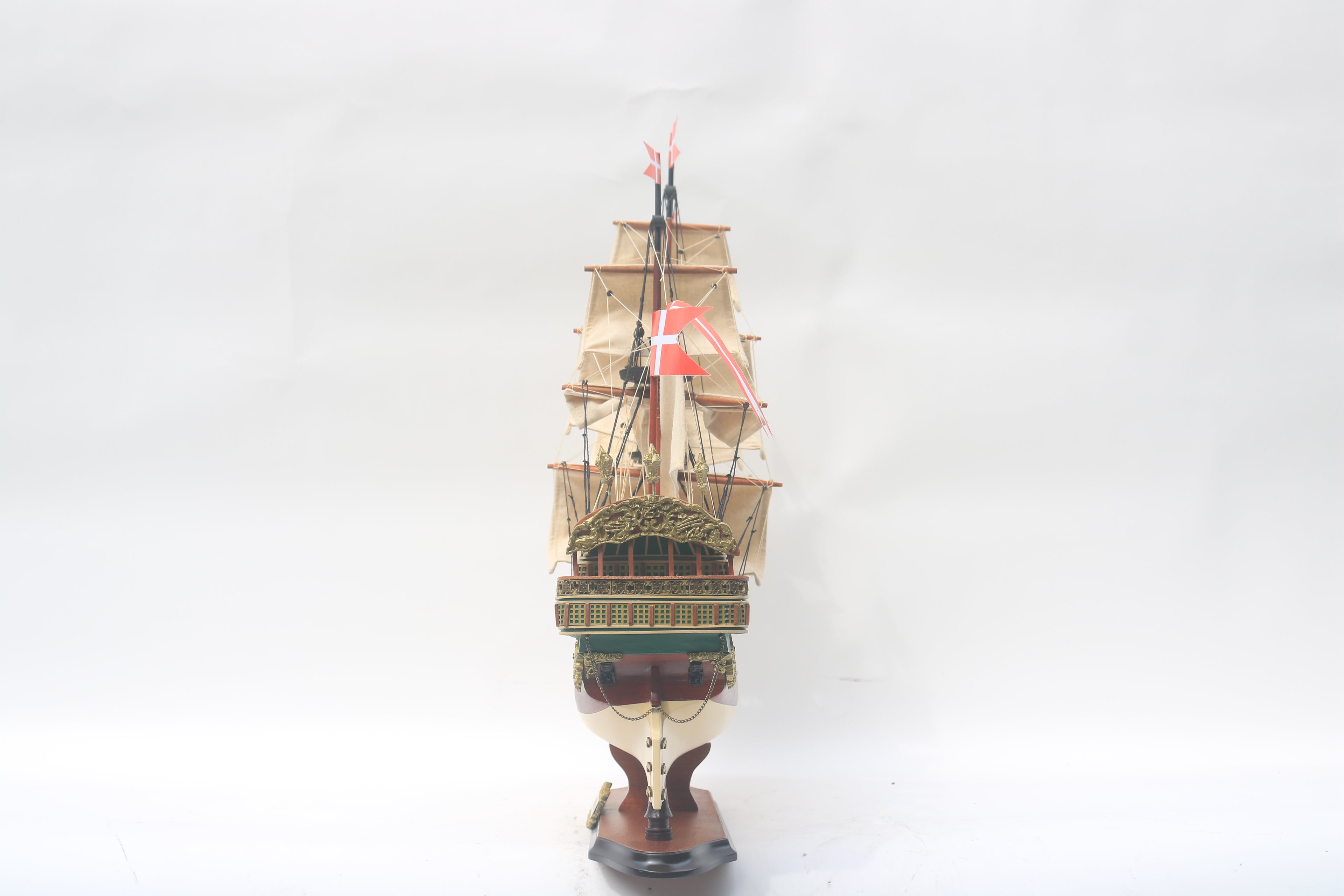 Norske Love — Danish Royal Warship