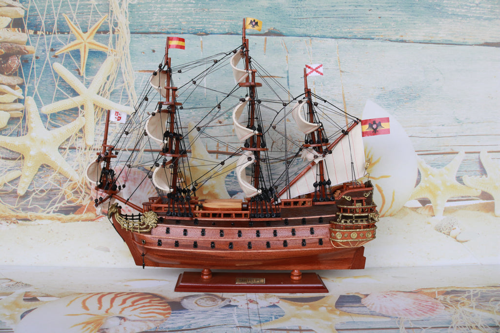 San Felipe — Traditional Coastal Fishing Boat